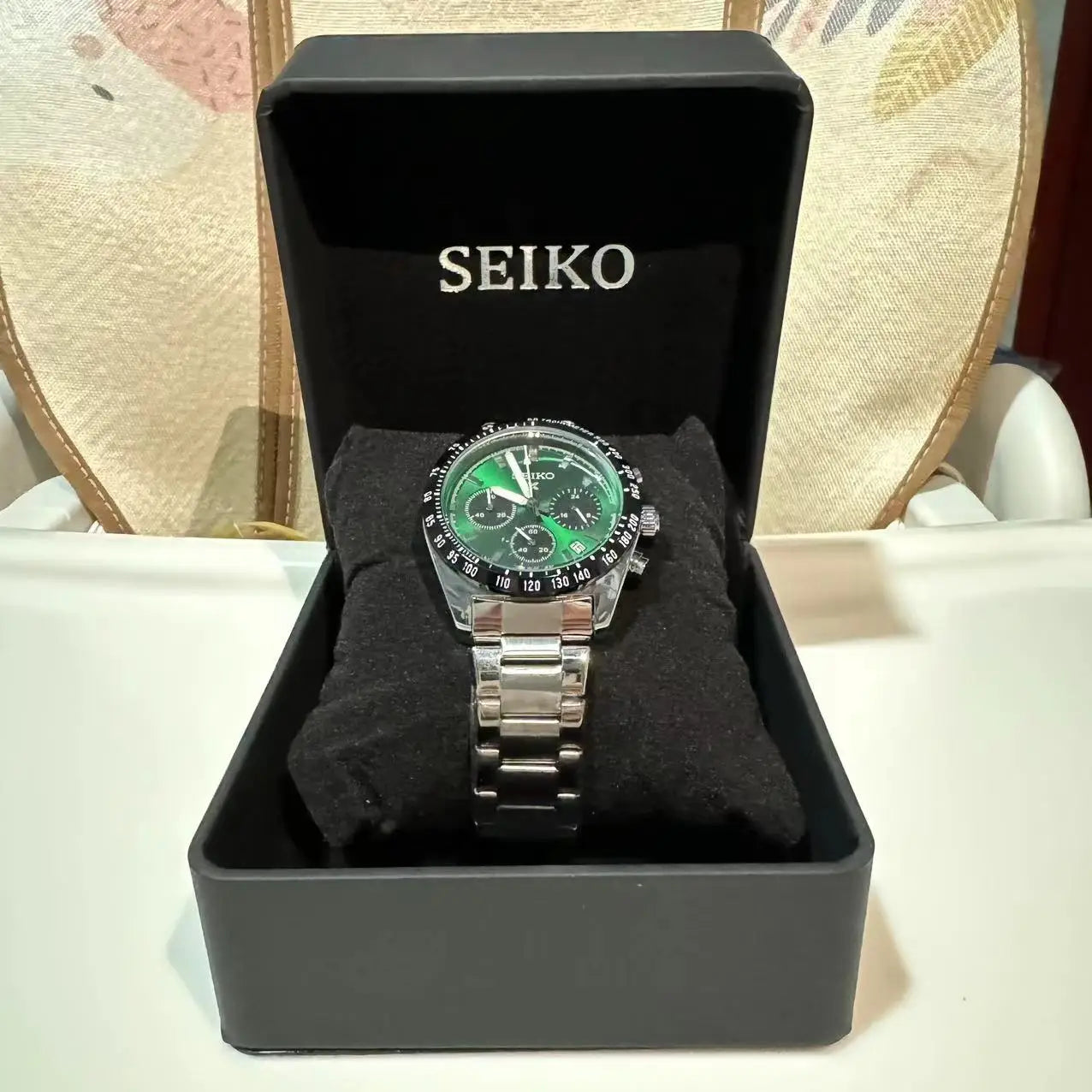 Seiko Luxury Men's Non-Mechanical Quartz Watch