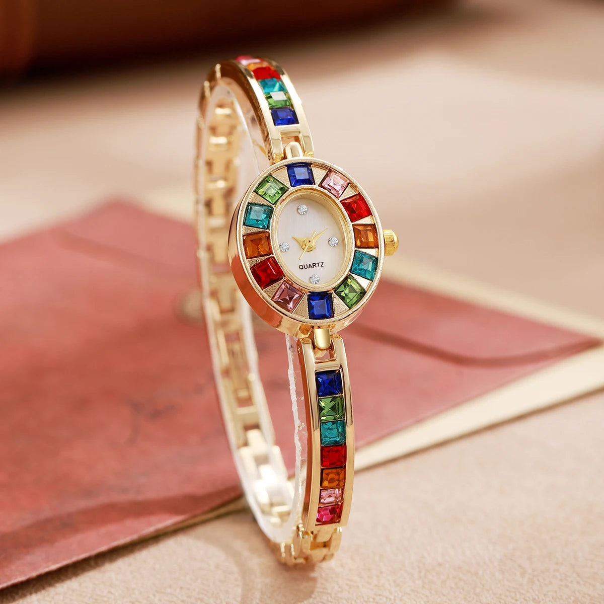 Elegant Women's Quartz Watch