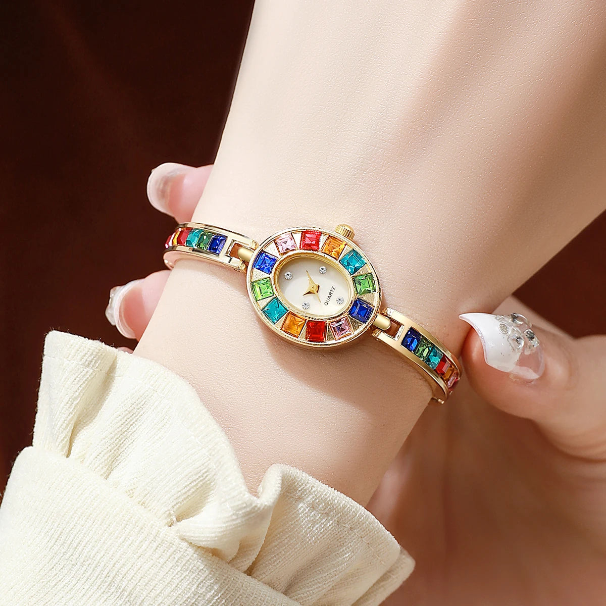 Elegant Women's Quartz Watch